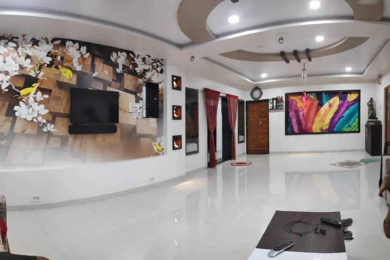 WhatsApp Image 2025-11-22 at 2.17